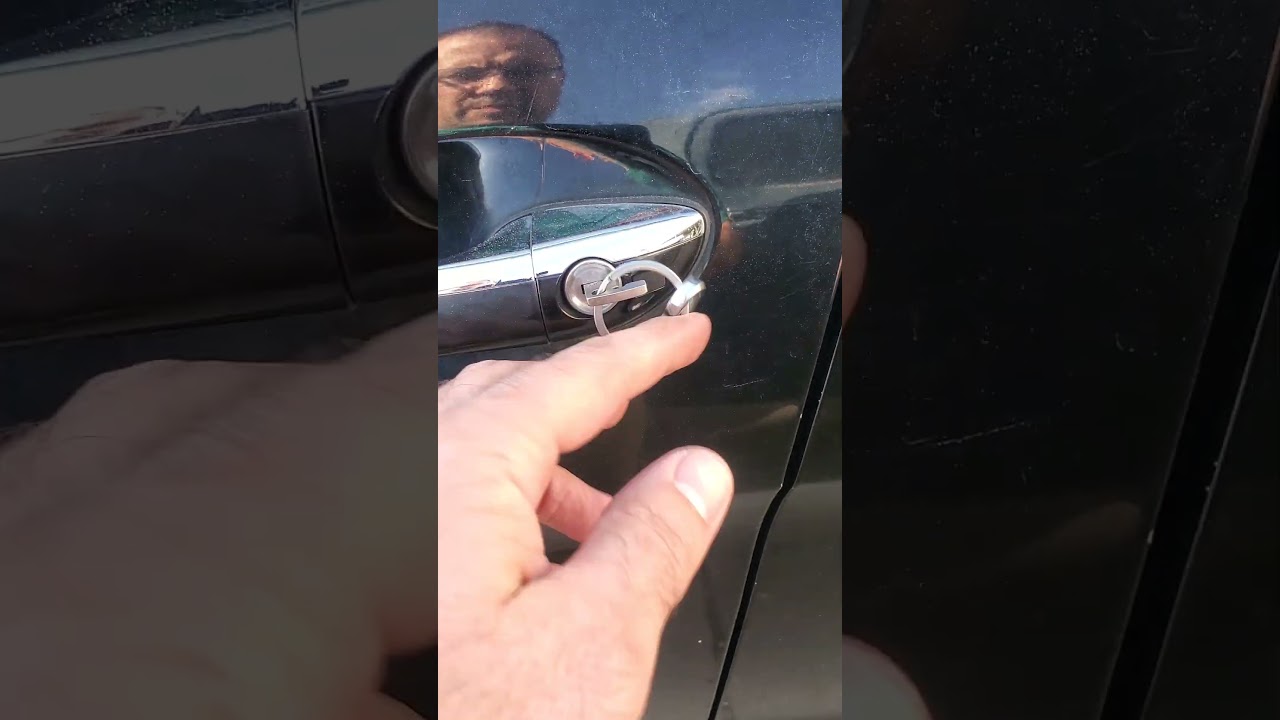 2006 R500 unlocking the door, battery dead/disconnected