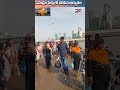 సముద్రం అలలు హాజీ అలీ దర్గా పైకి ఎలా వస్తున్నాయి చూడండి