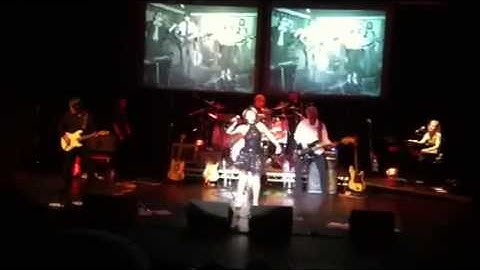 Erika Jones: Video of Joy of Quill in Bev Bevan’s  ‘Stand Up And Rock’ show at Solihull Core Theatre