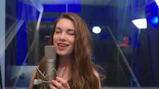 Video thumbnail of "An eisai ena asteri & Pirifana - Claudia Mihai  (Nikos Vertis & Elena Gheorghe cover)"