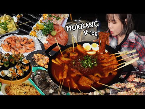 SUB) 캠핑장에서 24시간동안 24인분 먹방 엽기즉석떡볶이 매운어묵 김밥 순대 오뎅탕 분식세트 연어회덮밥 레시피 캠핑 브이로그 <strong>Real</strong> Mukbang V-log <strong>Ep</strong>.7