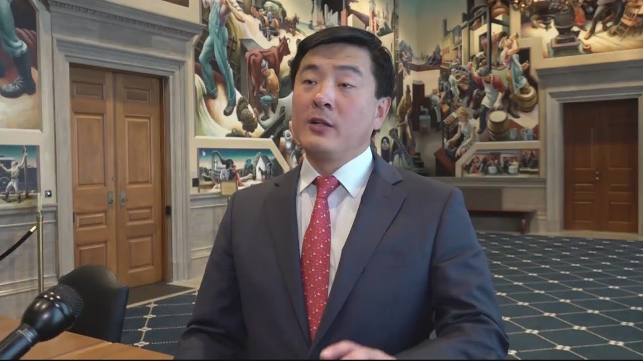 Lawmakers working to eliminate Missouri's income tax