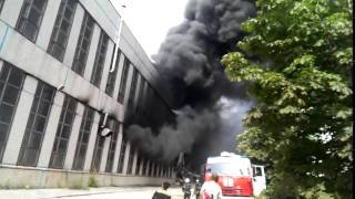 Пожар на бывшем заводе ЗИЛ Москва  10 07 20151