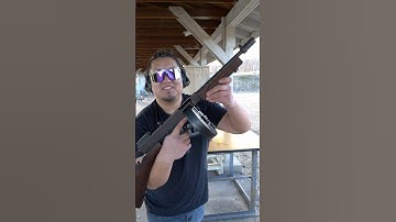 Hoe je een Thompson SMG in minder dan 60 seconden gebruikt (Tommy Gun)