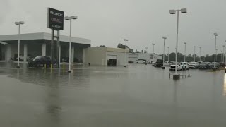Twitter user @djjampromoter shot this video thursday as beaumont was
flooding.