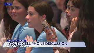 Virginia First Lady hosts conversation about cell phones as commonwealth restricts phones in schools