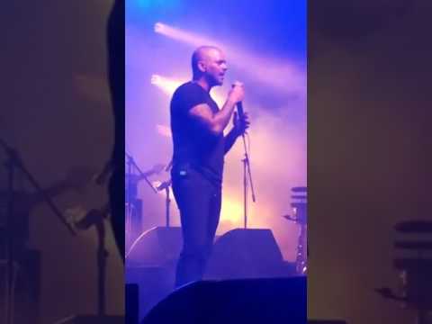 אייל גולן זה מסוכן להיט ענק מהאנגר11 היה ב-13.4.17!!!