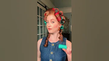 Trying Dippity Do Hair Gel This Was A Popular Hair Product In The 60s And 70s Hairstyle Vintage 