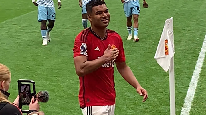 THRILLER at Old Trafford as Manchester  United come back from 2-0 down to beat ten man Forest 3-2