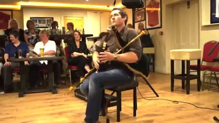 David Power - Uilleann Pipes - Dillon's Bar - Dung...