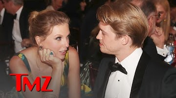 Taylor Swift Fans Think She Signaled Breakup in Recent Concert Choices | TMZ TV