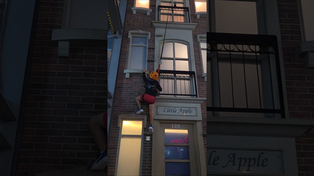 👨&zwj;✈️👨&zwj;⚕️👨&zwj;🚒pilot? fireman? doctor? you can try any profession! #kidzania #kidzaniakualalumpur #dream