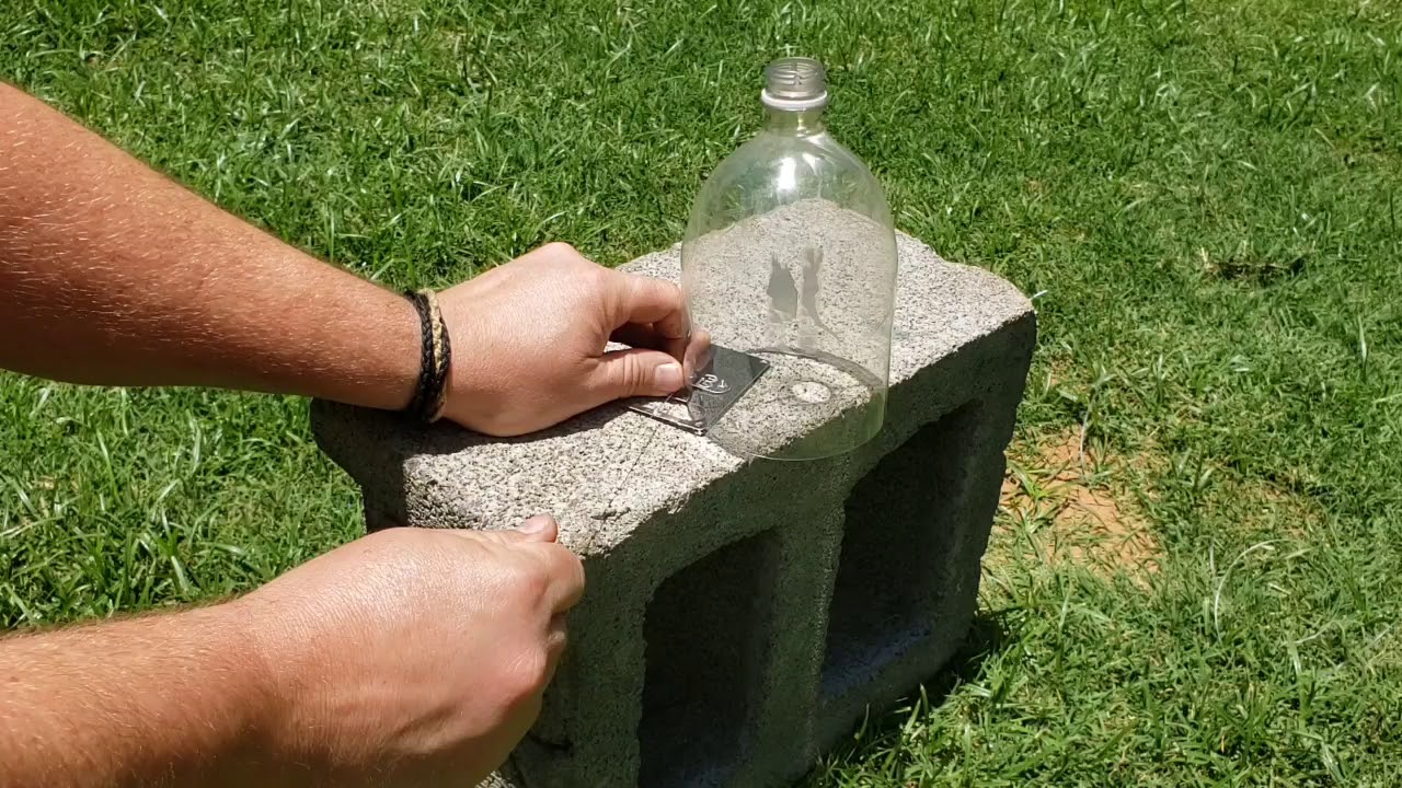 Making Rope from a Two Liter Bottle - YouTube