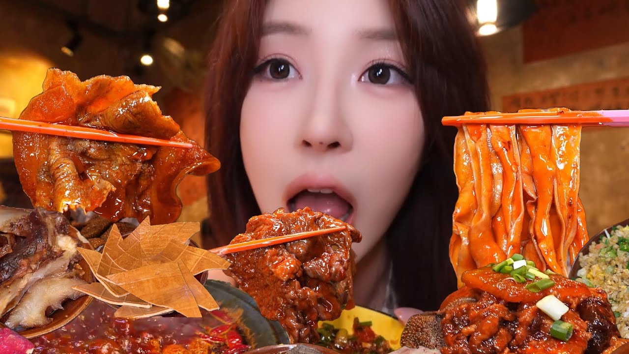 I've fallen in love with Chongqing hotpot, I can really eat it three times