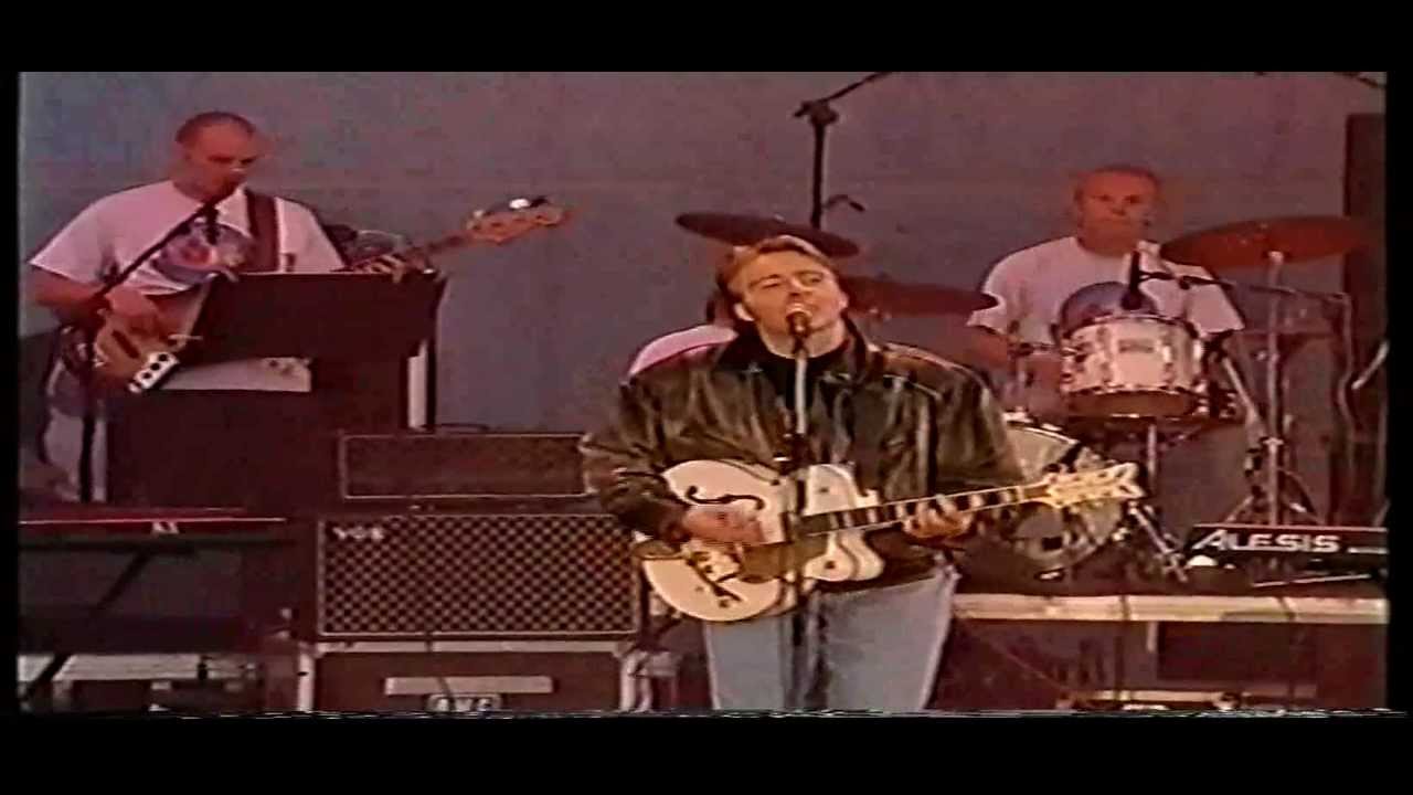 Joel Hallikainen - Mihin kaarnalaivat katoaa (Live, Elämä Lapselle- konsertti 1995)