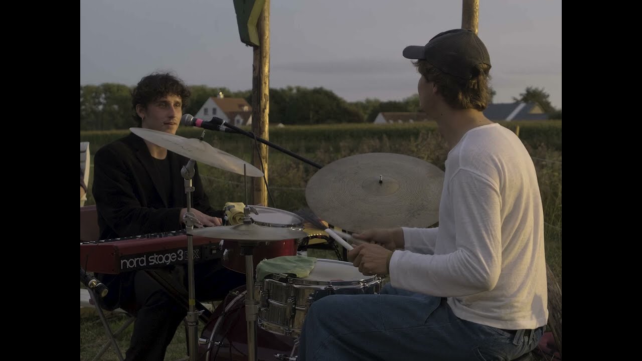 Yochen & Lars - een wolk voor marie (Live op Hark Festival '25)