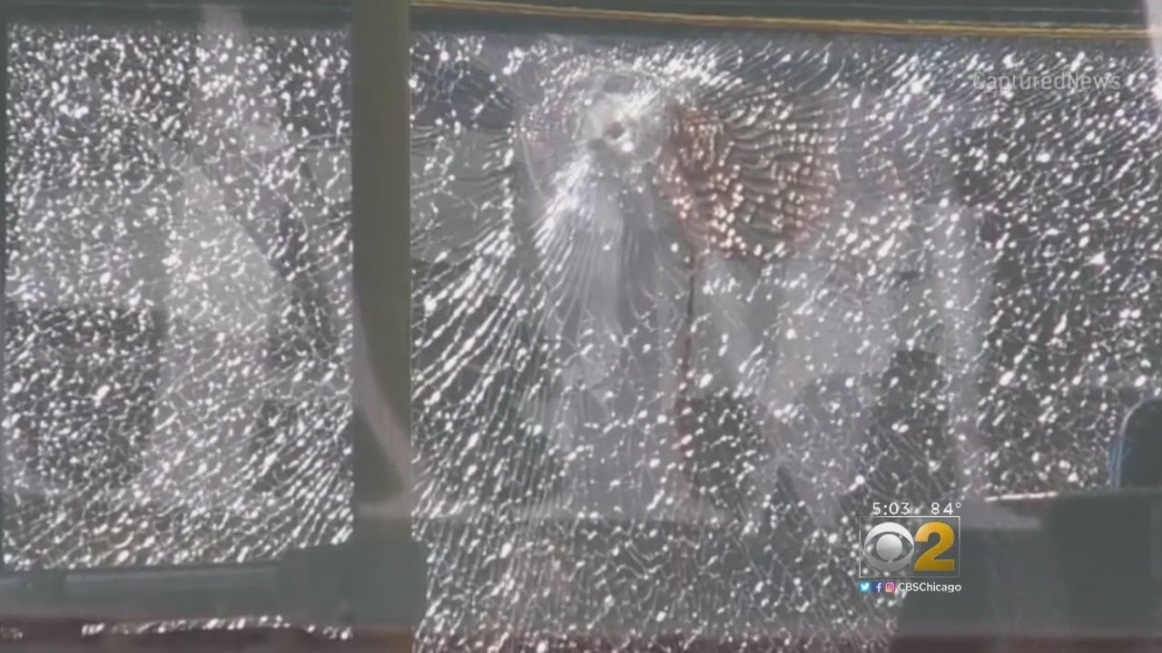 Teen Shot and Wounded While Riding CTA Bus - YouTube