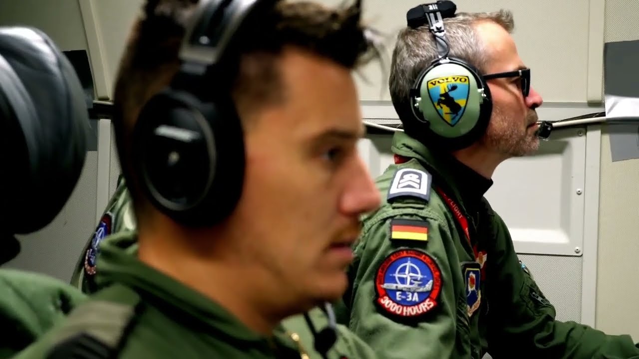 VENEZUELA PANIC! German PzH 2000 Diverted from Lithuania to Puerto Rico!