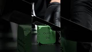 CHROMIUM OXIDE  vs Knife 😮