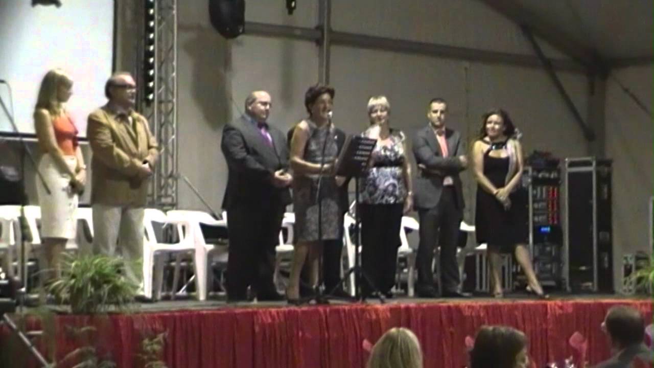 M TERESA COTS FANECA. PREGONERA FESTA MAJOR 2011. BENIFALLET YouTube