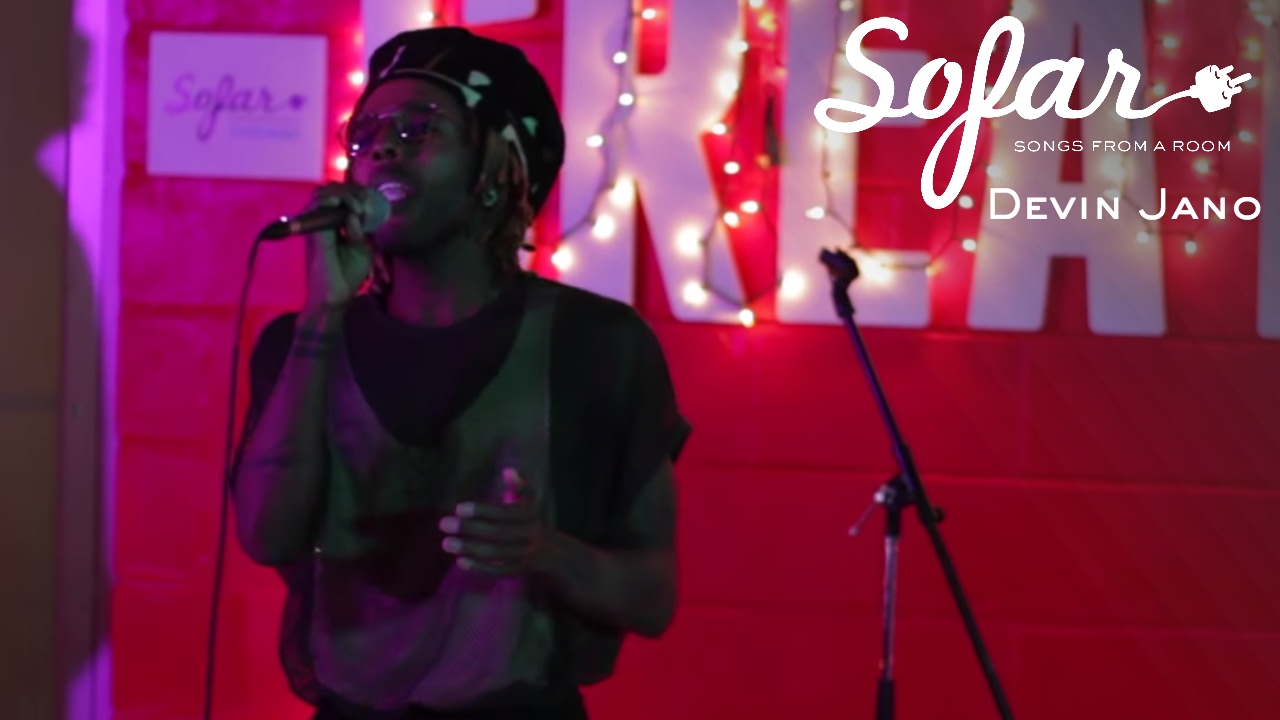 Devin Jano - Good Vibrations | Sofar Chicago