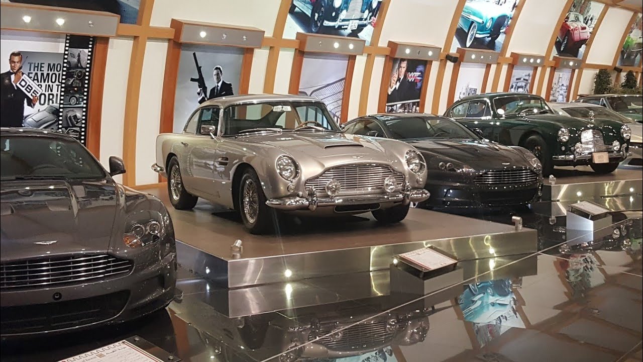 Supercars! Historical, Vintage & Classical Cars Museum Kuwait YouTube