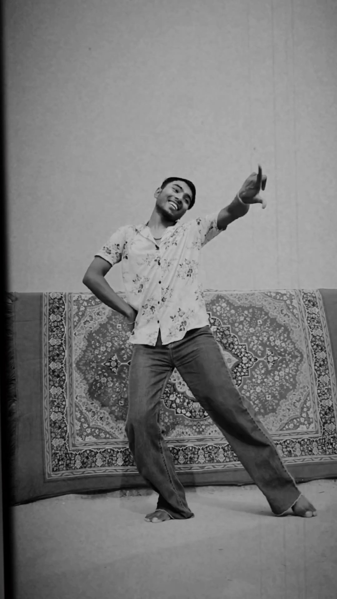 #piyatosenainalagere #latamangeshkar #retro #retrowave #shortsdance