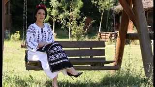 Andreea Velea - Azi cant pentru a mea bunica (official video)