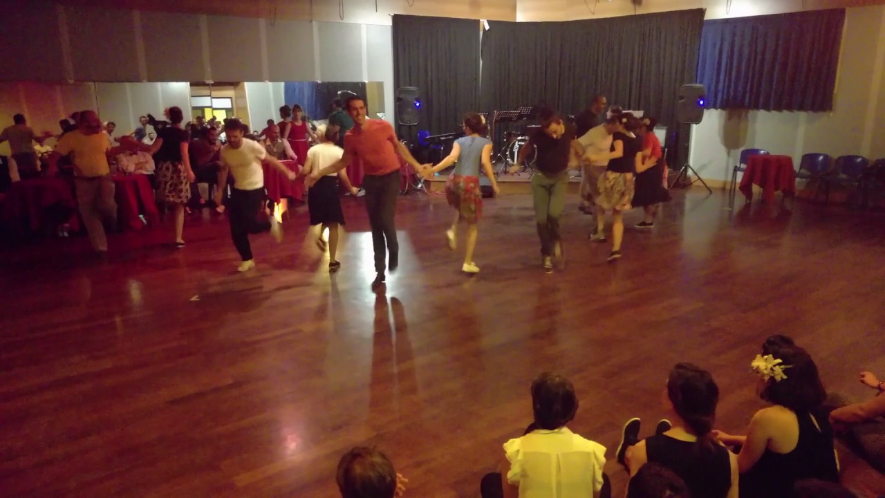 Lindy Hop in Florence - Intermediate 1 group