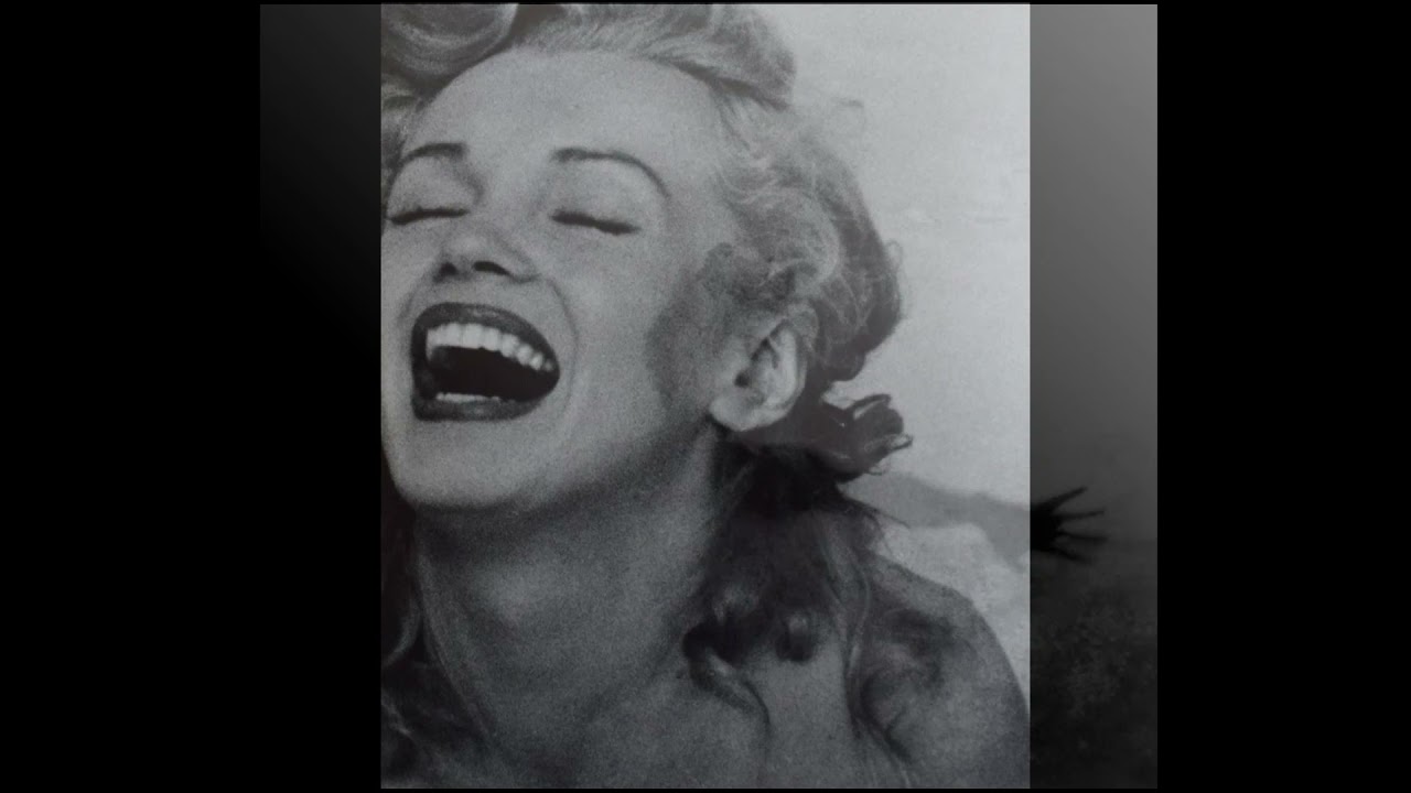 The Marilyn Monroe Show by Andre de Dienes