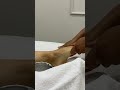 Massagem especial nos pés, relaxado na hora. Reflexologia podal
