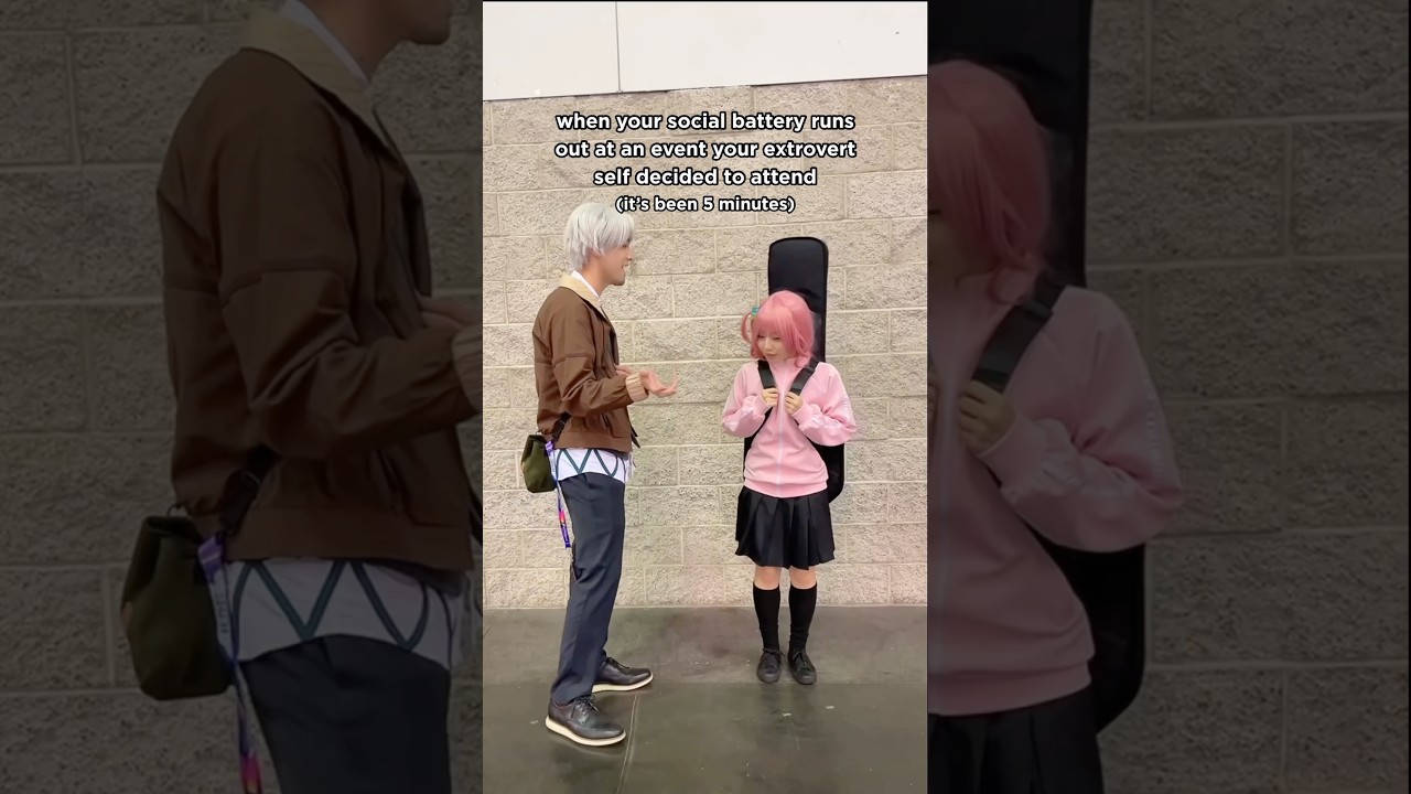 Lawrence trying to sell smthn to Bocchi 🫠 [Bocchi the Rock] [Spice and Wolf]