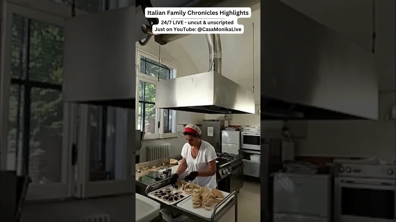 The behind-the-scenes hero of the school cafeteria 🦸‍♀️ 