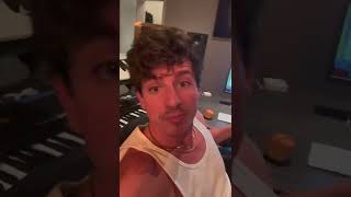 Oh Noooo Left And Right Charlie Puth Via Tiktok June 9 2022