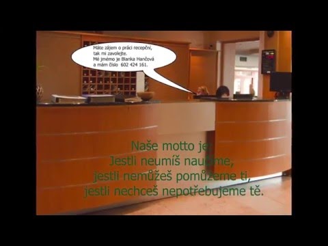 Video: Mladega Aereomoza So Pretepli V Hotelu V Mehiki