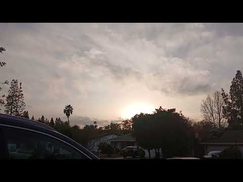 Mammatus Clouds and Virga time-lapse