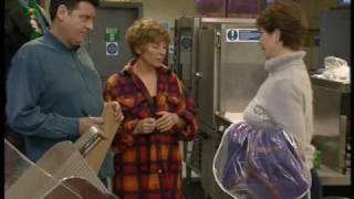 Dinnerladies - Series 2 - Episode 7 - Part 1