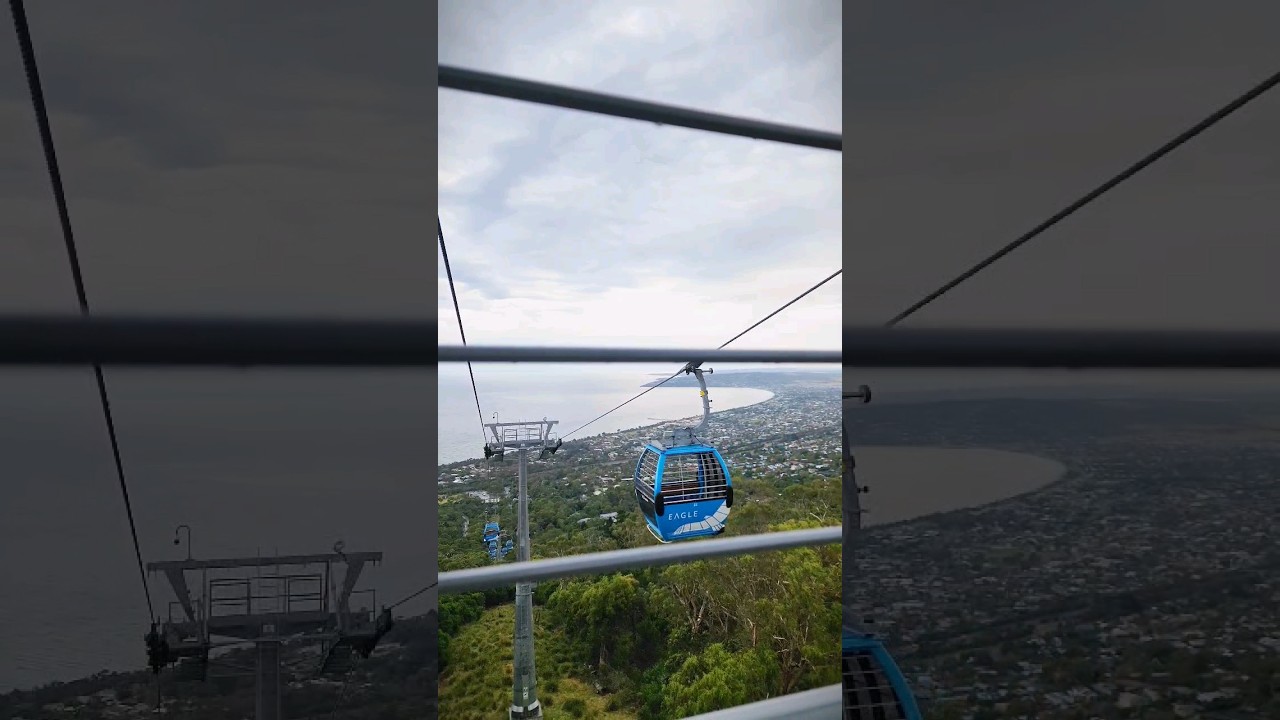 Arthur Seat cable car ride with a view 