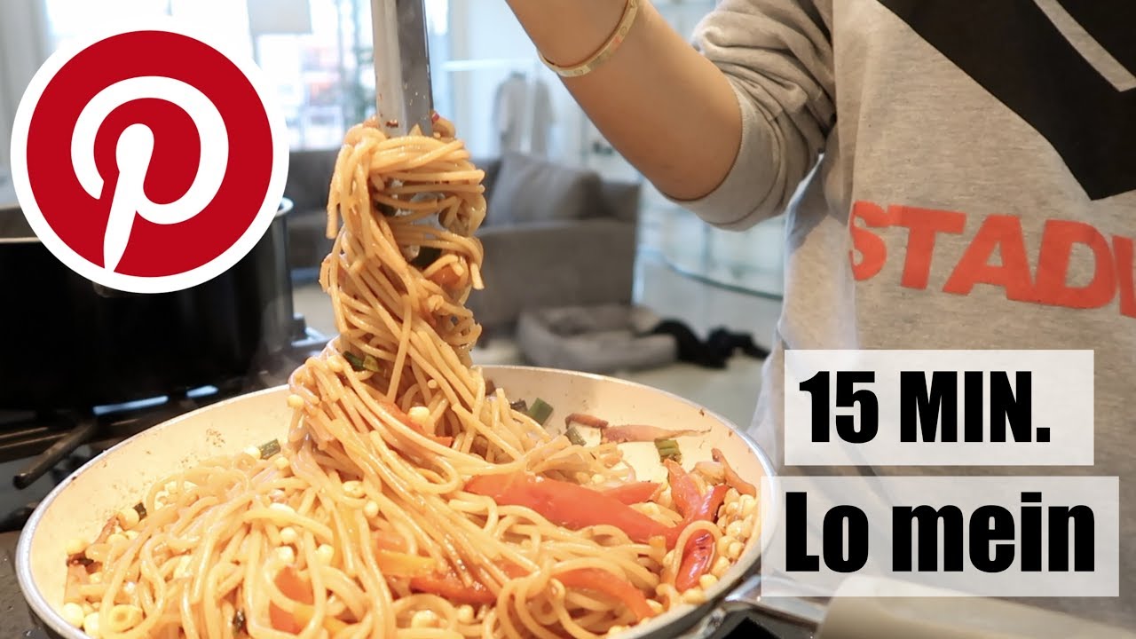 Trying Pinterest Dinner Recipe: Vegetable Lo Mein