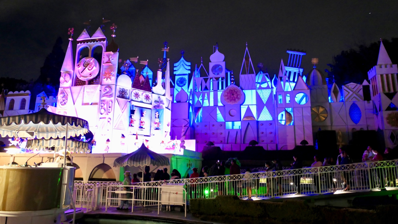 Disneyland's It's A Small World in 4K