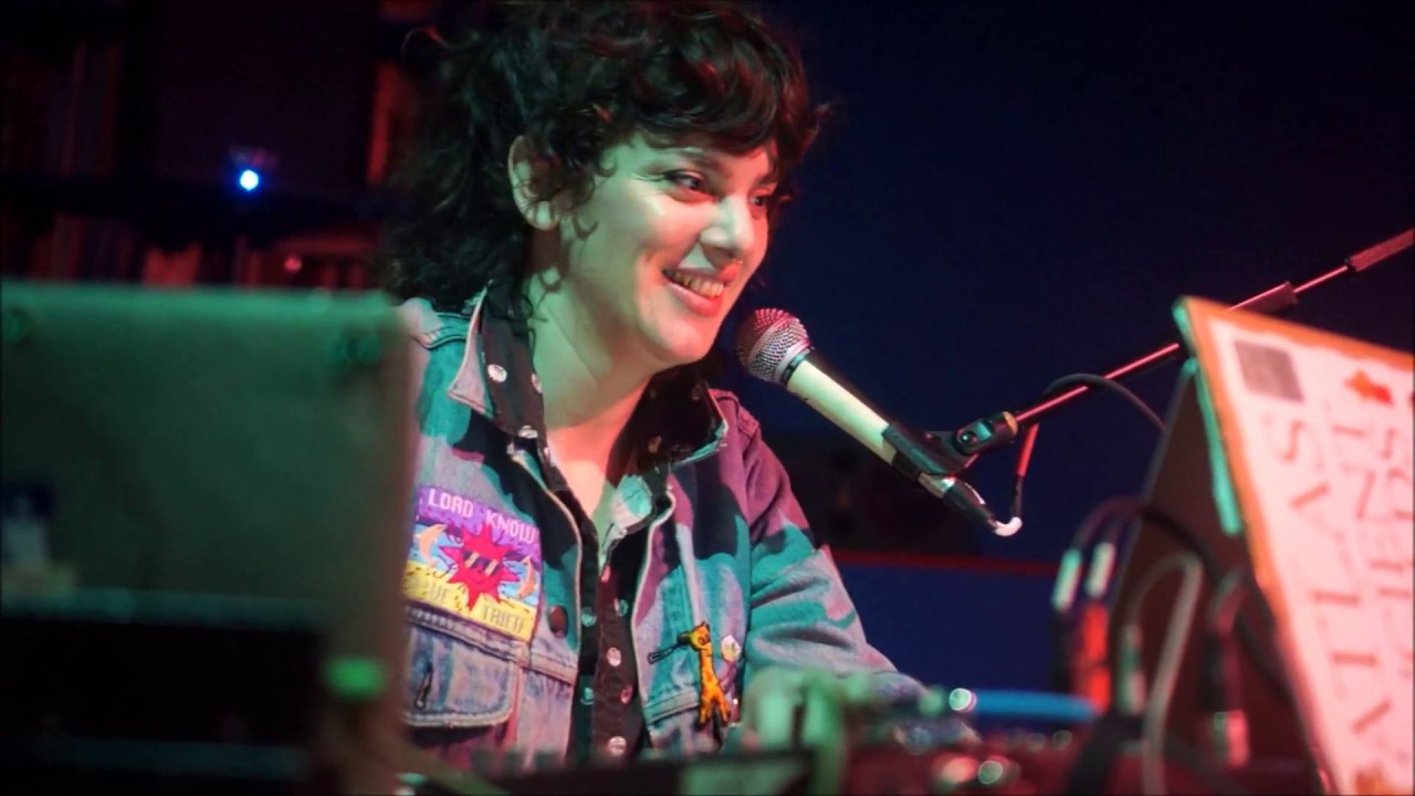 LEXIE MOUNTAIN live @ Red Room 04.15.2018