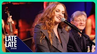 Download Lagu Lisa Canny \u0026 Eleanor Shanley: Let Him Go Let Him Tarry | The Late Late Show Trad Special MP3