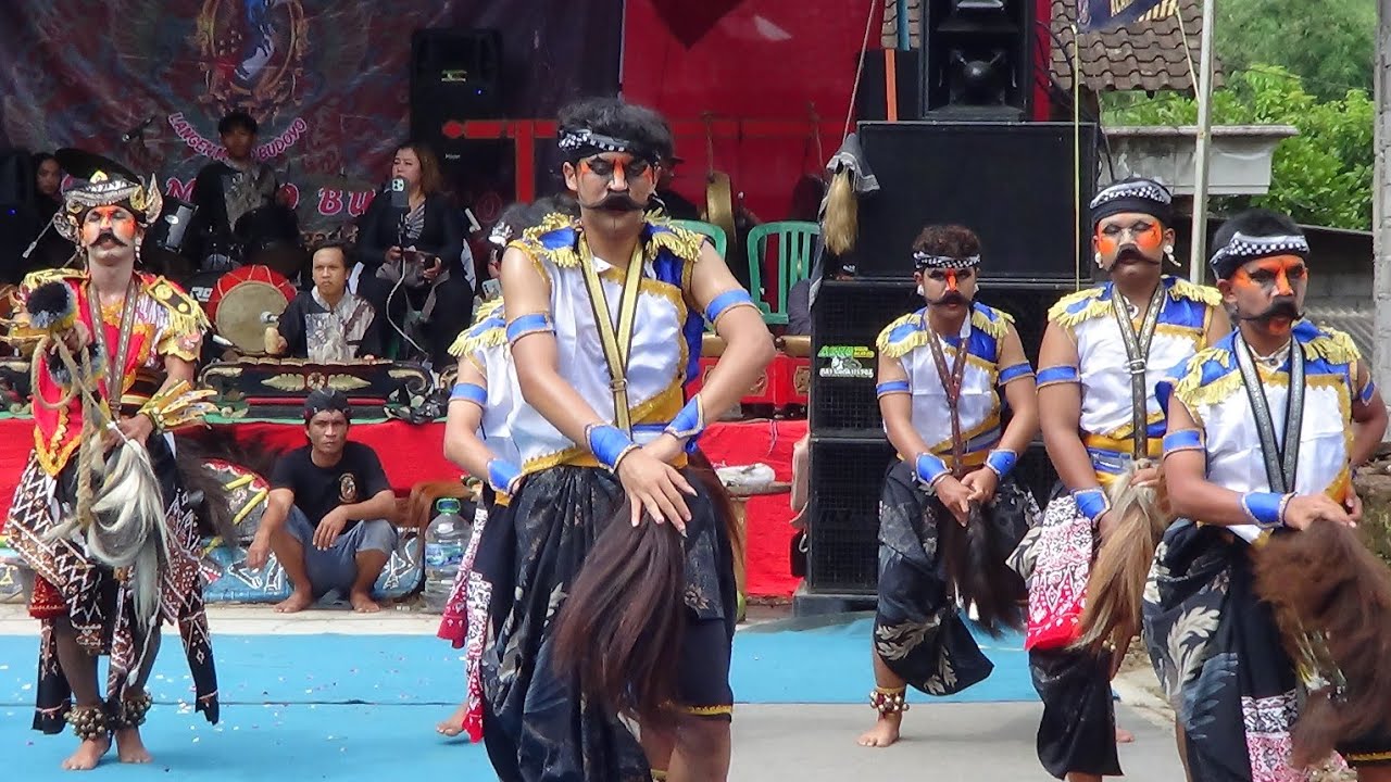 reog LMB Sruwen dan reog tpk branjang dan reog kuthoromo di desa sruwen Bergas