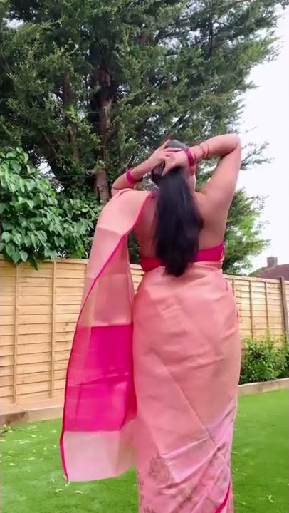hot #aunty | #navel | #armpits 🤤| Cute aunty | #shorts | SUBSCRIBE
