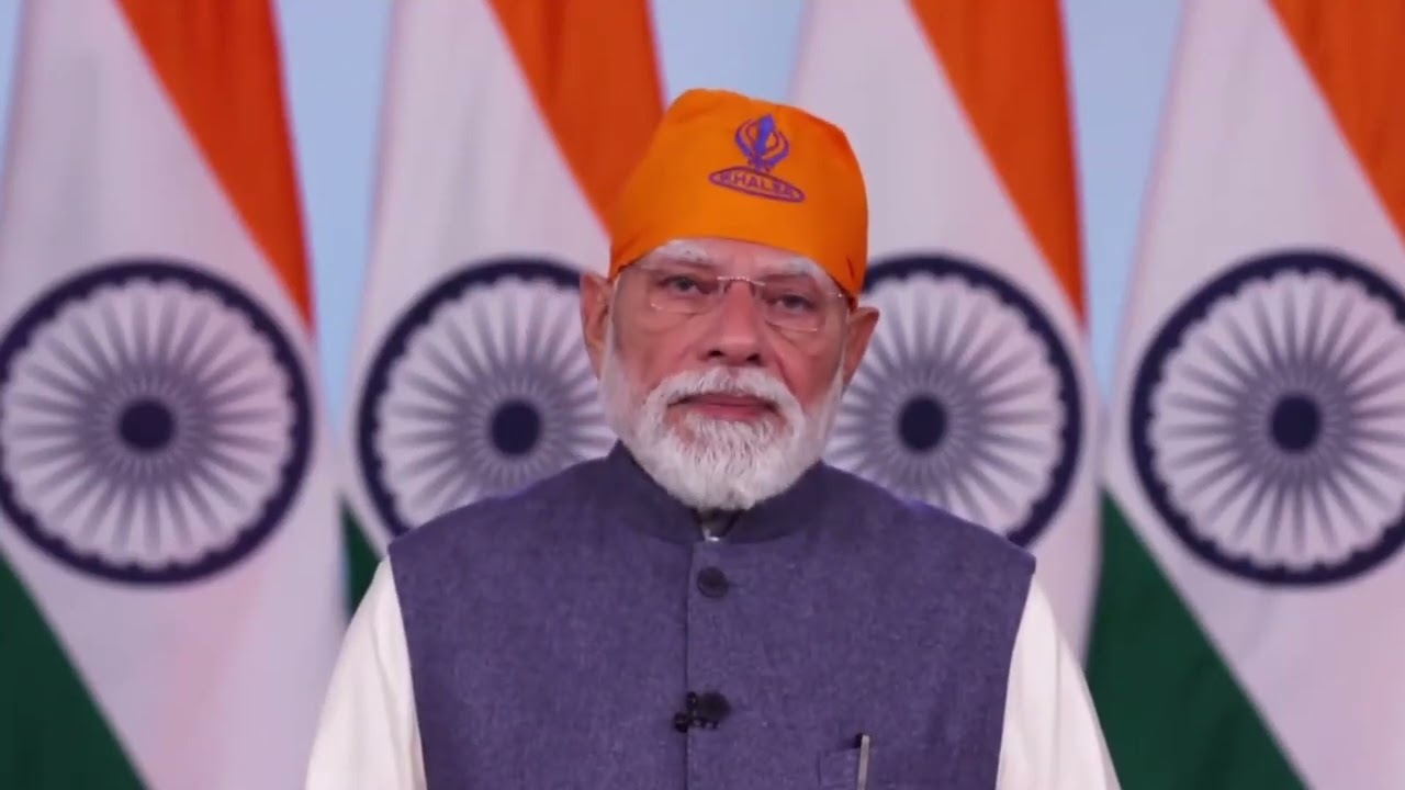 गुरूंनी दिलेला त्याग आणि सामाजिक एकतेचा संदेश आजही तितकाच महत्त्वाचा आहे- प्रधानमंत्री नरेंद्र मोदी