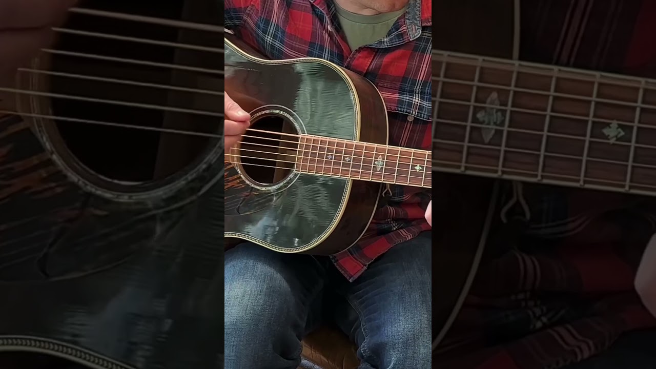 Acoustic Solo Gibson J45 Custom - 