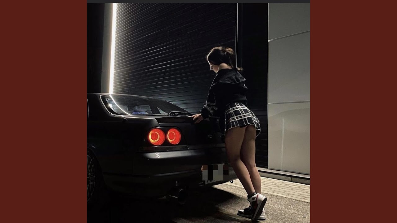 Watch SKYLINE on YouTube Watch SKYLINE on YouTube