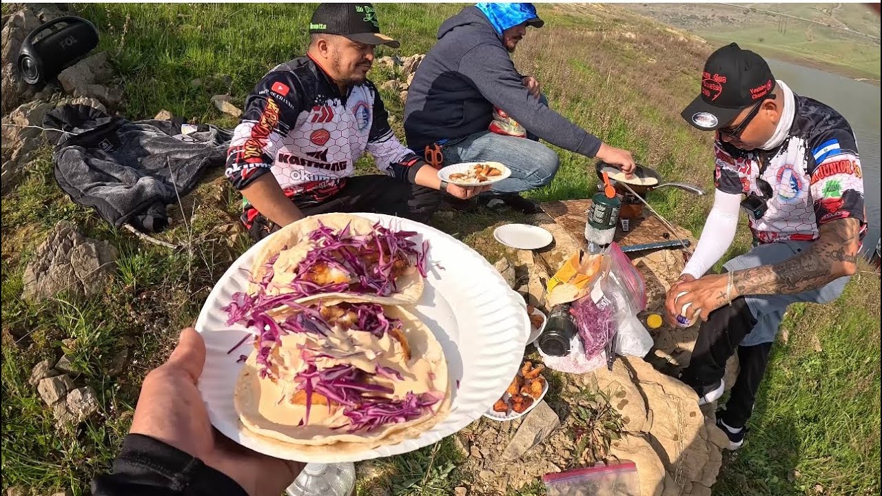 Una muy buena pesca con los amigos de pesca con el Yunior 503 y Juanito y David y fritanga 