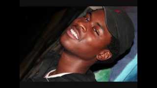 Lucky Poetic Justice Bra Keen - Famouz - Dannyboybruh