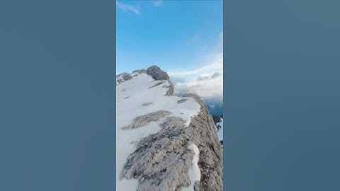 وَقَالُوا اتَّخَذَ الرَّحْمَٰنُ وَلَدًا (88) سورة مريم